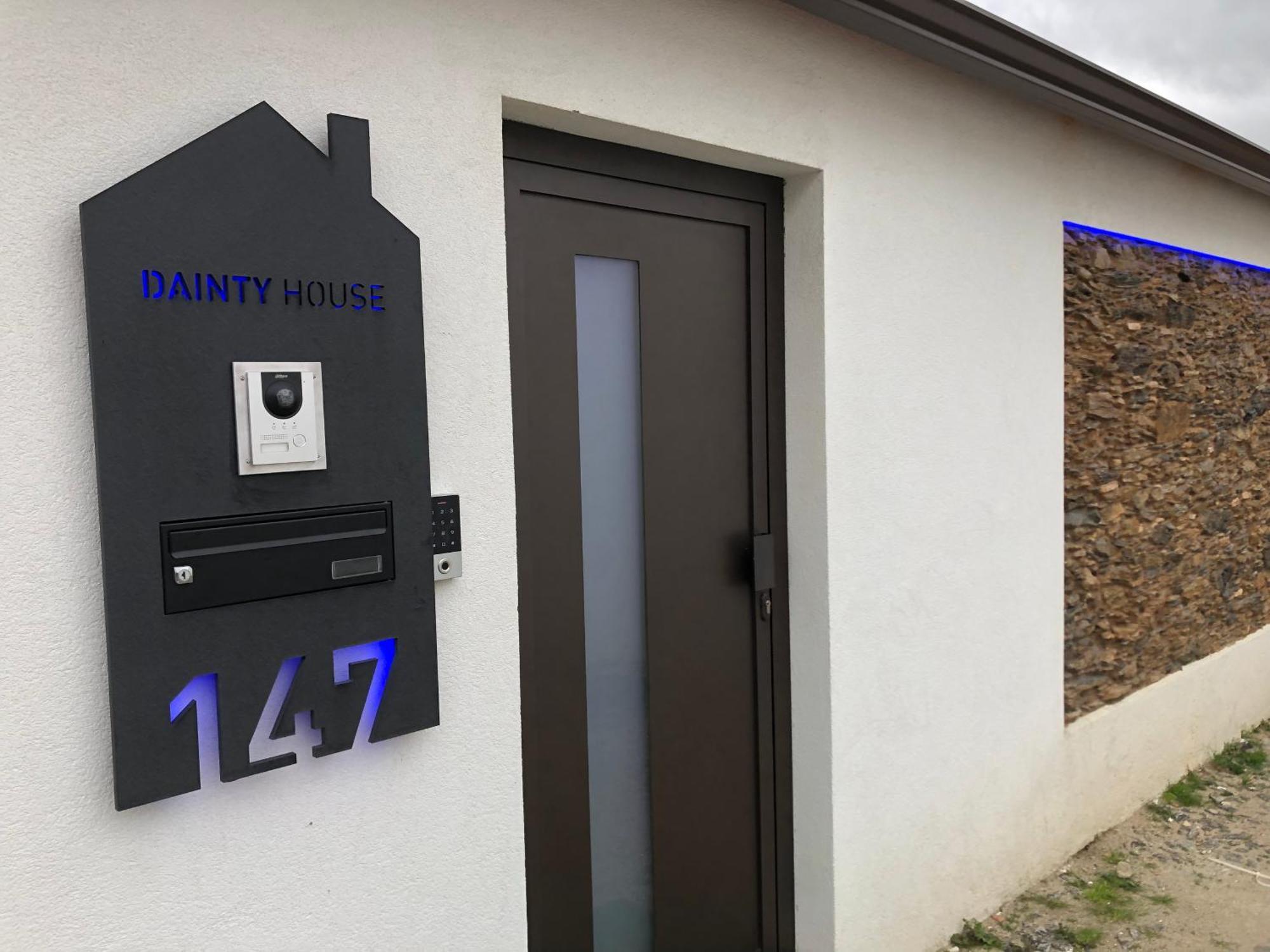 فيلا Dainty House أوفار المظهر الخارجي الصورة